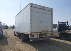 2006 GMC Savana Cutaway Dually Van 4.8L Parting out