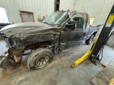 2003 Ford Super Duty F-350 6.8L V10 SRW Supercab 142″ XL 4WD Parting out