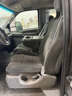 2003 Ford Super Duty F-350 6.8L V10 SRW Supercab 142″ XL 4WD Parting out