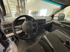 2003 Ford Super Duty F-350 6.8L V10 SRW Supercab 142″ XL 4WD Parting out