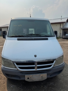 2004 DODGE SPRINTER 2500 VAN 2.7L TURBO PARTING OUT