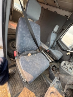 2004 DODGE SPRINTER 2500 VAN 2.7L TURBO PARTING OUT