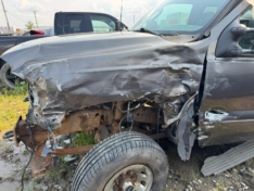 2003 Ford Super Duty F-350 6.8L V10 SRW Supercab 142″ XL 4WD Parting out