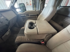 2008 FORD F-350 6.4L Powerstroke Diesel Truck Parting out