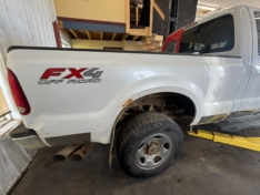2008 FORD F-350 6.4L Powerstroke Diesel Truck Parting out