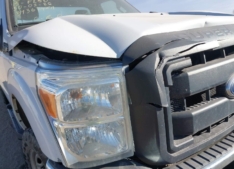 2015 FORD F250 SUPER DUTY 6.2L 4X4 Regular Cab parting out